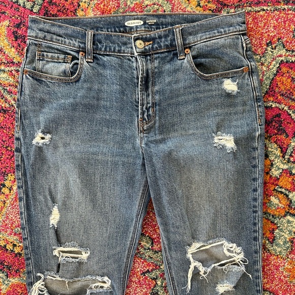 🔥Old Navy | Women's Medium Blue Distressed Mid-Rise Boyfriend Jeans raw hem sz 6 - Picture 8 of 16